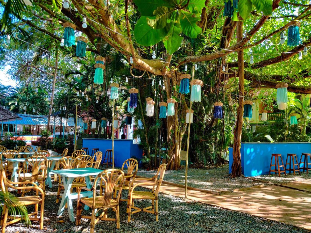 Piggy Calangute By Urban Nomads - Dorms & Pvt Rooms Экстерьер фото