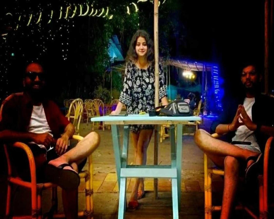 Piggy Calangute By Urban Nomads - Dorms & Pvt Rooms Экстерьер фото