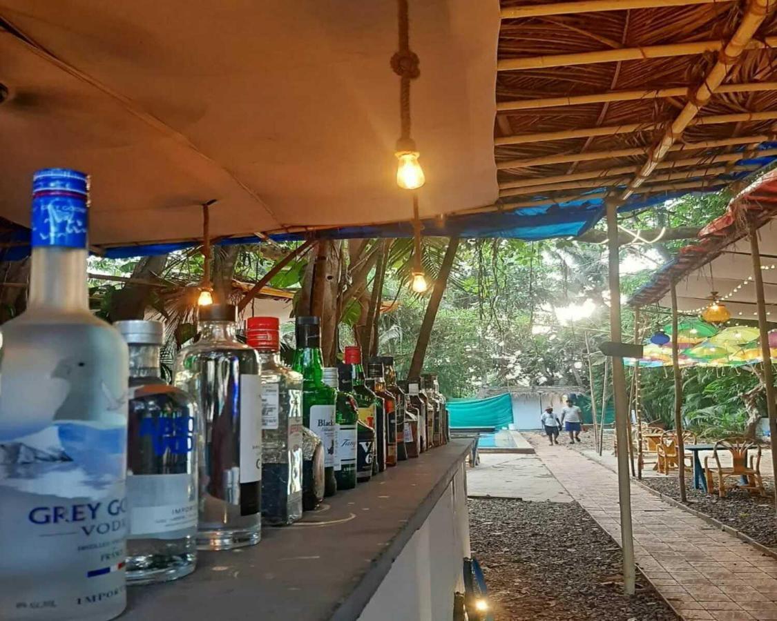Piggy Calangute By Urban Nomads - Dorms & Pvt Rooms Экстерьер фото