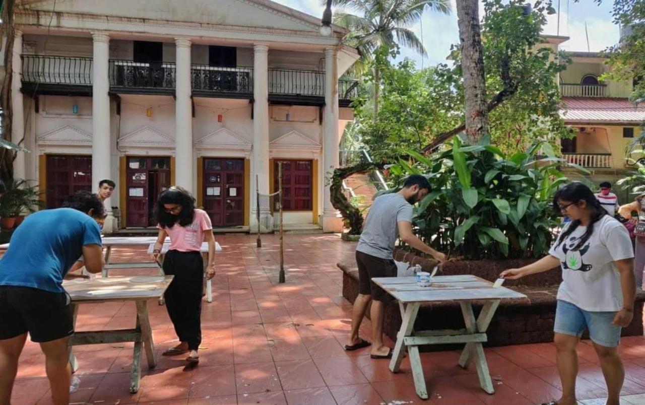 Piggy Calangute By Urban Nomads - Dorms & Pvt Rooms Экстерьер фото
